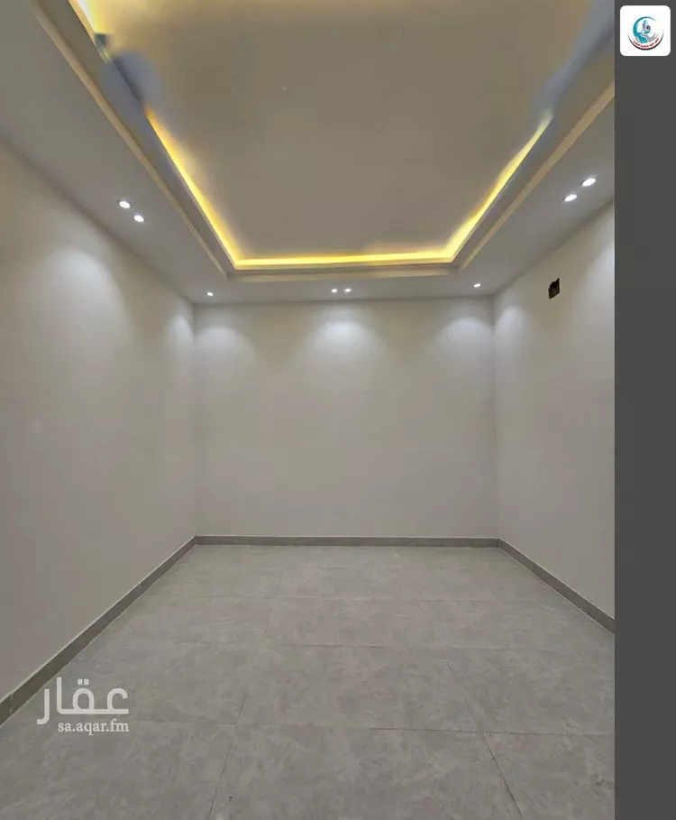 فيلا للبيع في شارع ابن شاكر, حي طيبة, مدينة الرياض, منطقة الرياض 8