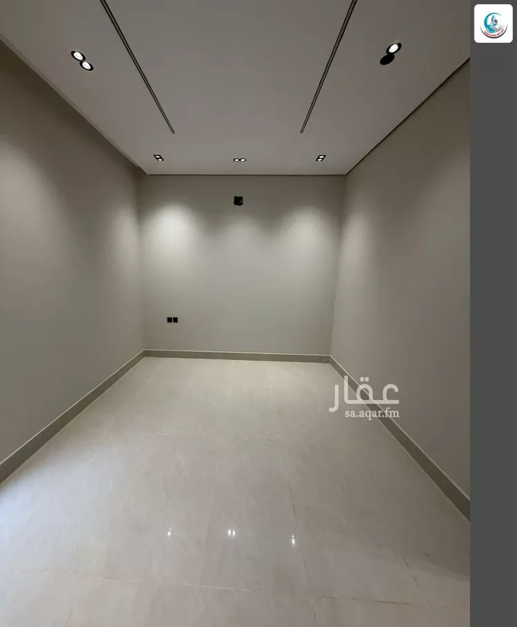 دور للبيع في شارع غير مسمى, حي الندوة, مدينة الرياض, منطقة الرياض 8