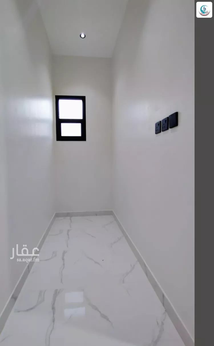 دور للبيع في شارع رقم 74, حي الندوة, مدينة الرياض, منطقة الرياض 8