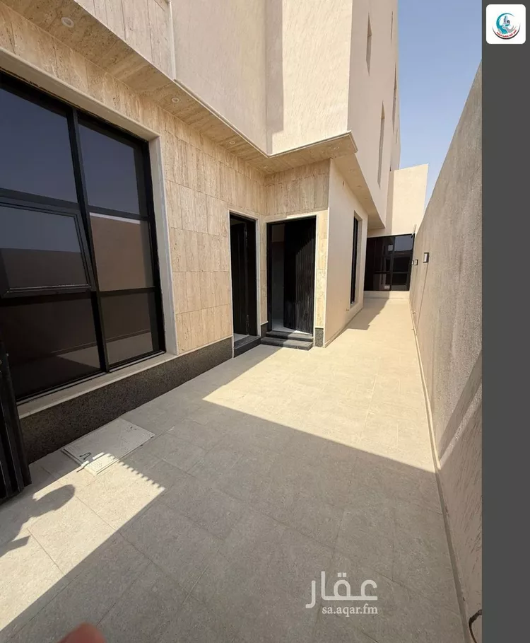 دور للبيع في شارع احمد بن عفيف, حي الجنادرية, مدينة الرياض, منطقة الرياض صورة 4