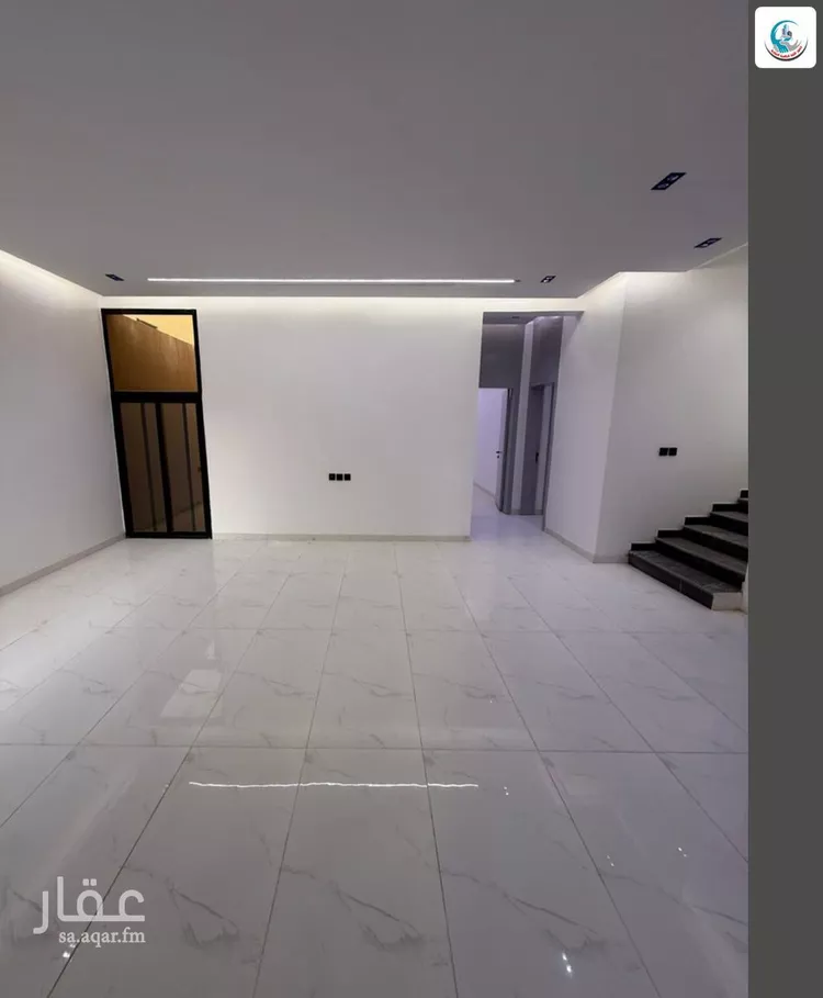 فيلا للبيع في شارع احمد بن عفيف, حي الجنادرية, مدينة الرياض, منطقة الرياض 18