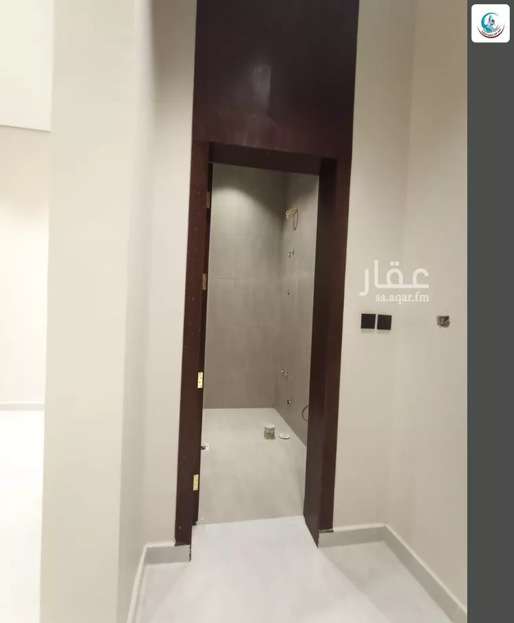 Floor for Sale in Riyadh Ar Rimal 8