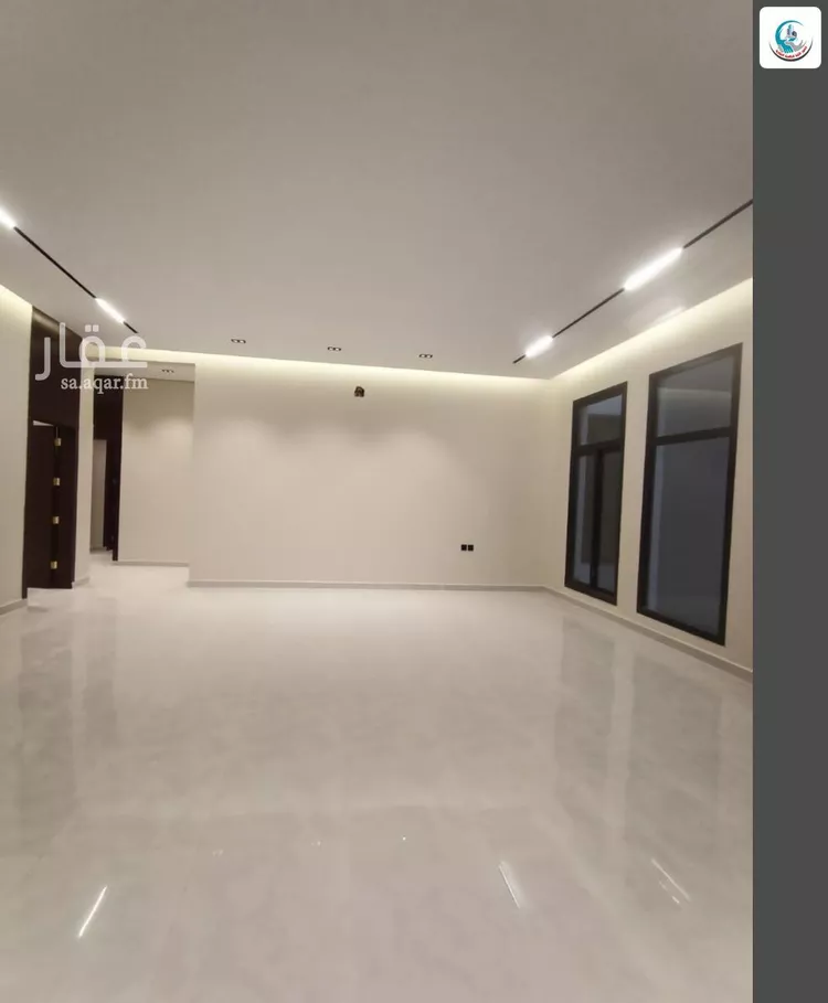 Floor for Sale in Riyadh Ar Rimal 13
