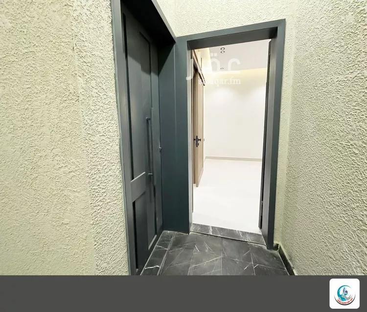 Floor for Sale in Riyadh Tuwaiq 14