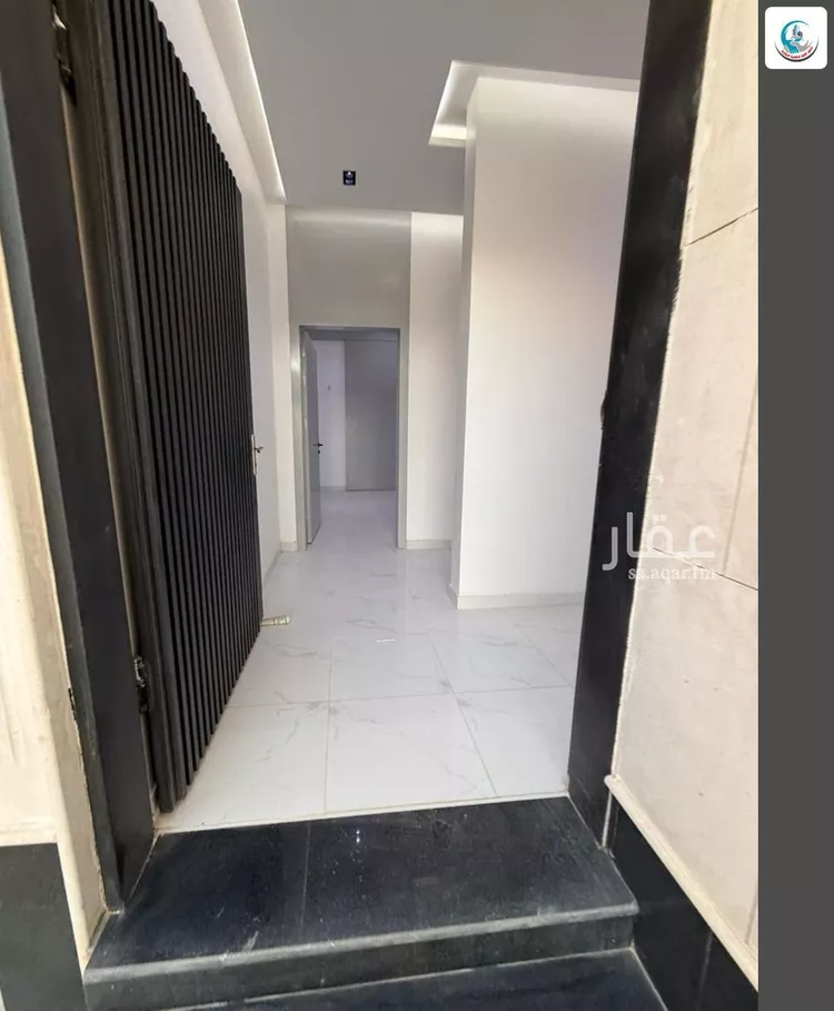 فيلا للبيع في شارع احمد بن عفيف, حي الجنادرية, مدينة الرياض, منطقة الرياض 6