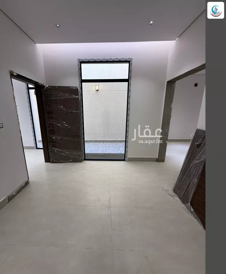 فيلا للبيع في شارع احمد بن عفيف, حي الجنادرية, مدينة الرياض, منطقة الرياض 19