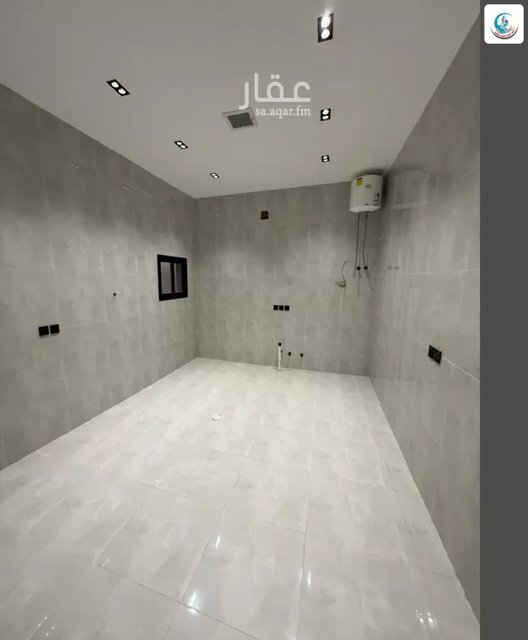 دور للبيع في شارع احمد زكي يماني, حي الرمال, مدينة الرياض, منطقة الرياض صورة 4