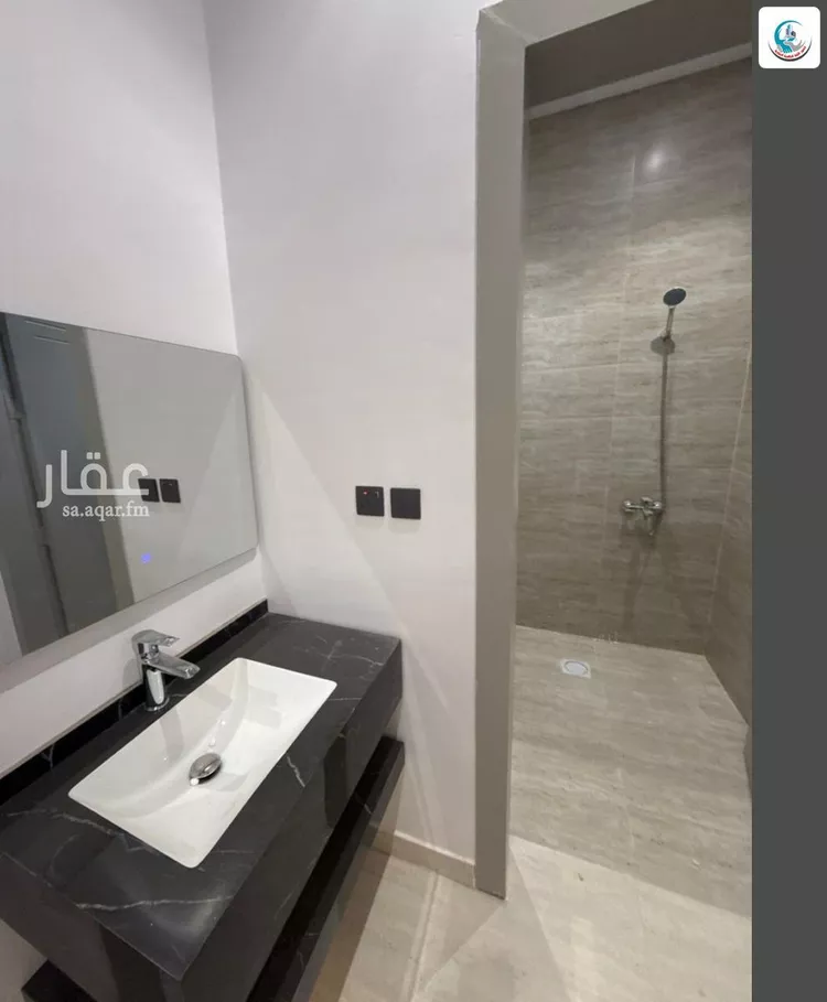 Floor for Sale in Riyadh Ash Sharq 11