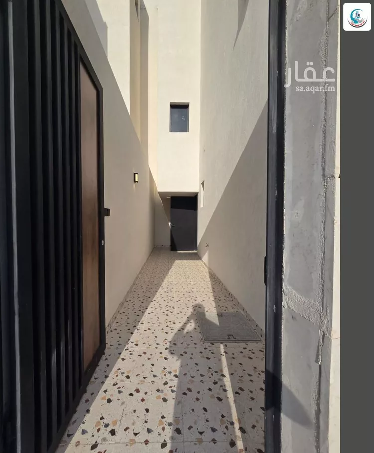 شقة للبيع في شارع الشلال, حي المعيزيلة, مدينة الرياض, منطقة الرياض صورة 3