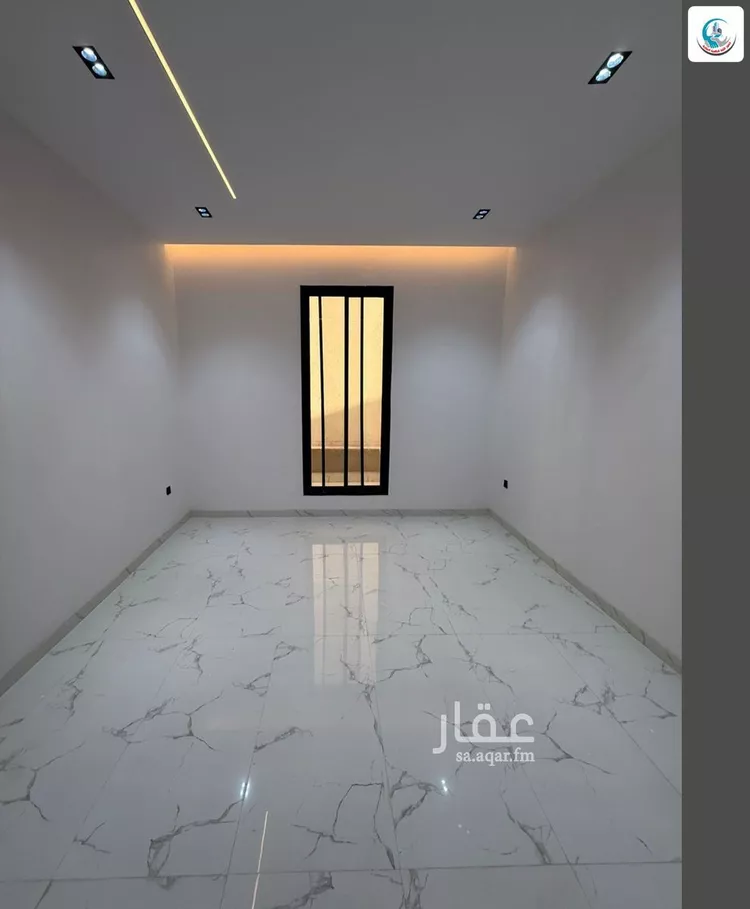 Floor for Sale in Riyadh Al Janadriyah 14