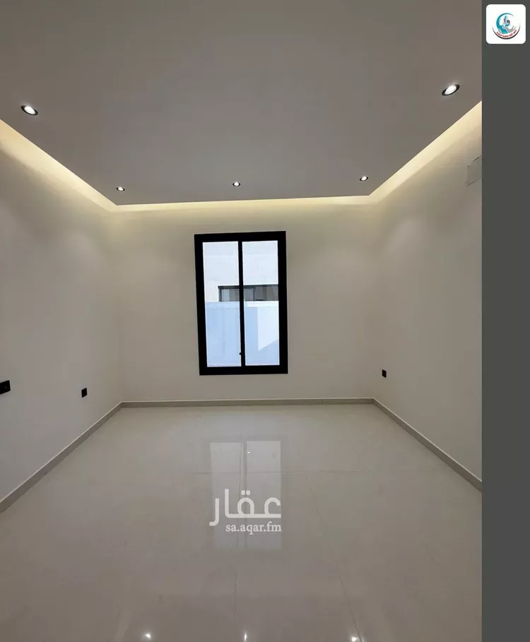 Floor for Sale in Riyadh Al Janadriyah 11
