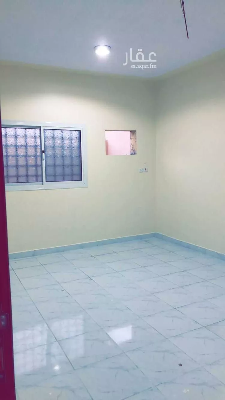 شقة للإيجار في شارع جويرية بنت الحارث ، حي العزيزية ، القريات ، القريات صورة 2