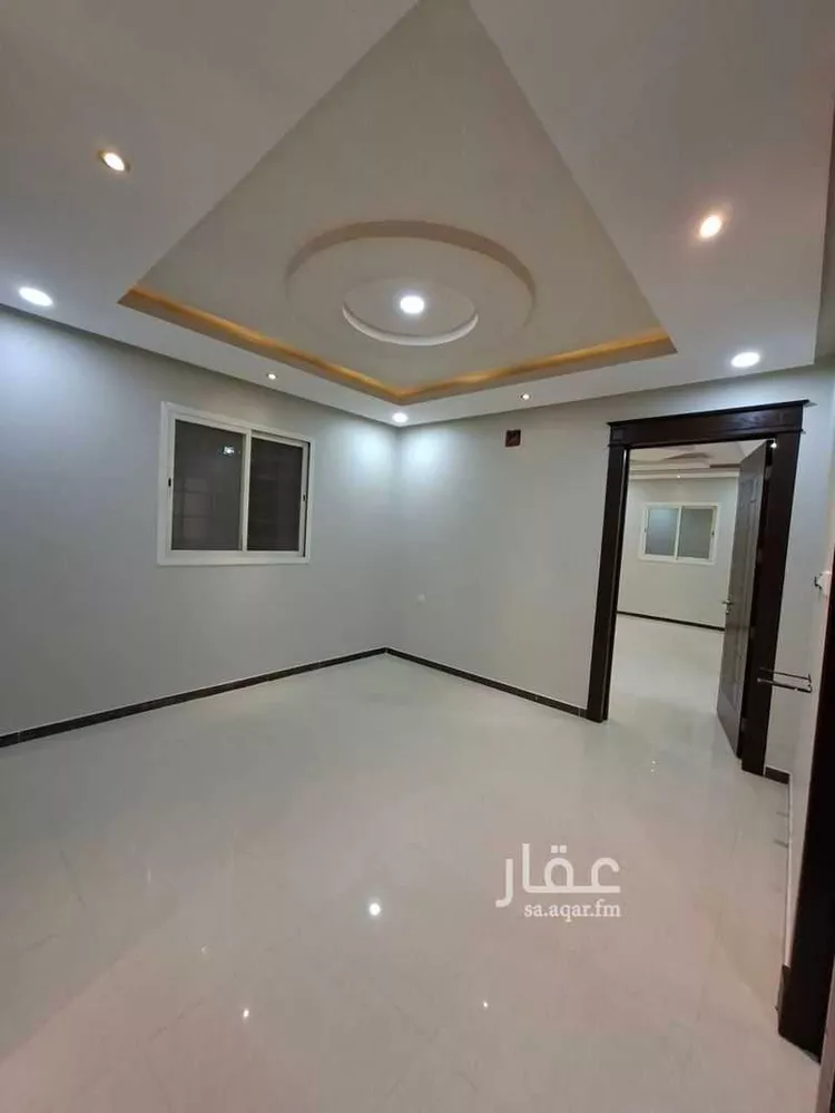 فيلا للإيجار في شارع زينب بنت عمر, حي إشبيلية, مدينة الرياض, منطقة الرياض صورة 2