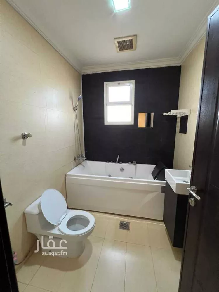 شقة للبيع في شارع الحسين بن علي, حي الإزدهار, مدينة الرياض, منطقة الرياض صورة 3