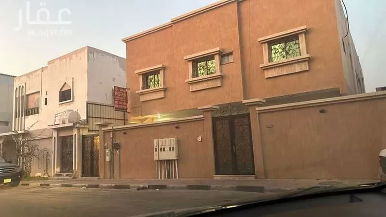 عمارة للبيع في شارع غياث بن فارس, حي غرناطة, مدينة الدمام, المنطقة الشرقية