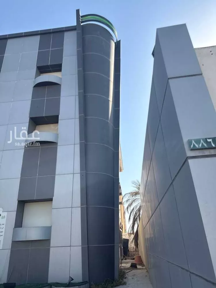 عمارة للبيع في شارع طريق الامير محمد بن فهد, حي النزهة, مدينة الدمام, المنطقة الشرقية صورة 2