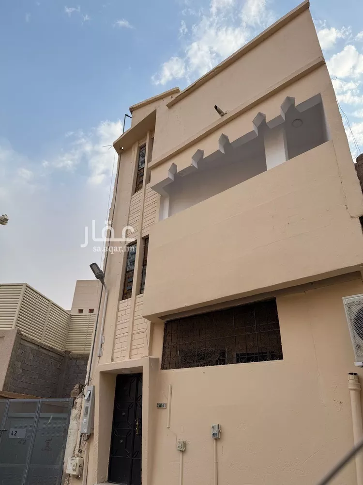 عمارة للبيع في شارع احمد الكلاعي, حي الشماس, مدينة بريده, منطقة القصيم صورة 2