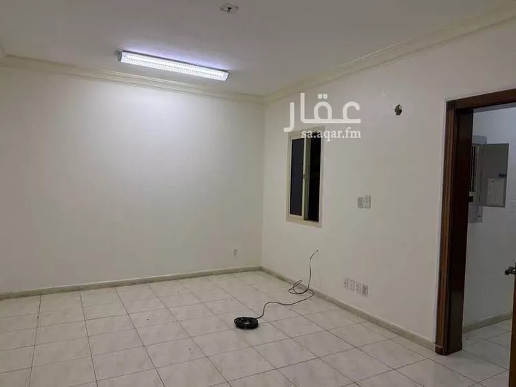 شقة للإيجار في شارع زياد بن ابيه, حي المزروعية, مدينة الدمام, المنطقة الشرقية 7