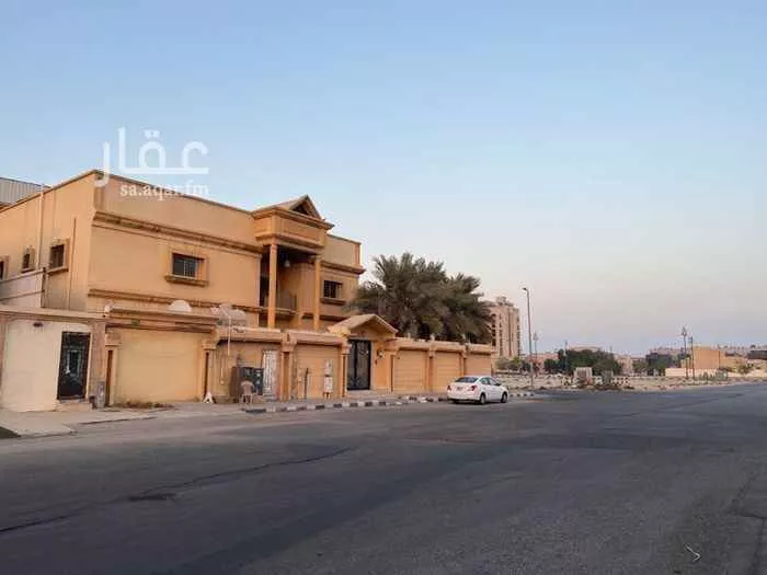 فيلا للبيع في شارع فخر الدين المحاسب ، حي الشاطئ الغربي ، الدمام ، الدمام صورة 2
