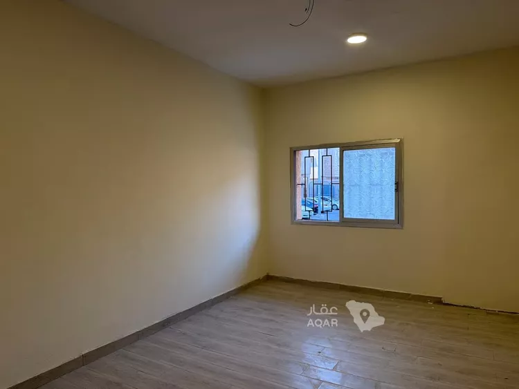 شقة للإيجار في شارع العقاد, حي الزهور, مدينة الدمام, المنطقة الشرقية 7