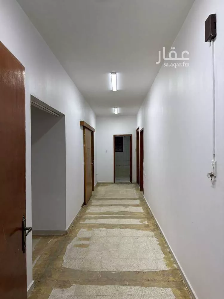 عمارة للإيجار في شارع عاصم الكوفي, حي المزروعية, مدينة الدمام, المنطقة الشرقية صورة 4