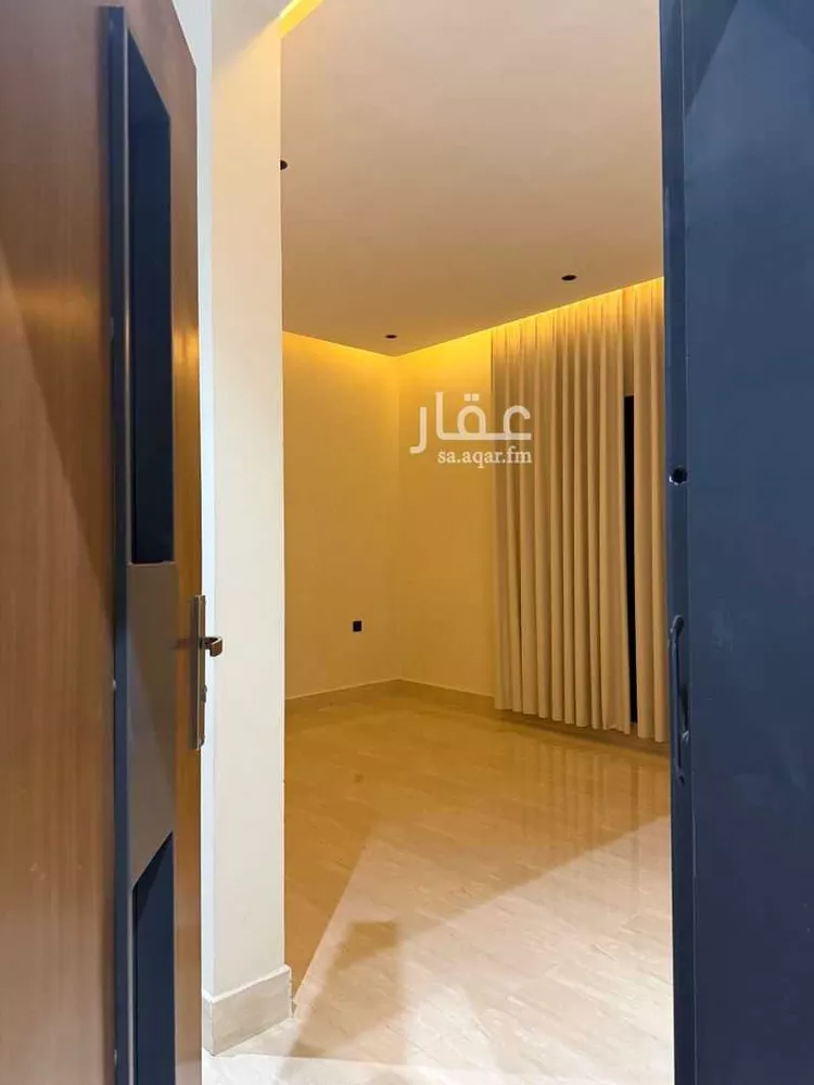فيلا للإيجار في شارع محمد بن الوليد العقيلي, حي القادسية, مدينة الرياض, منطقة الرياض صورة 2