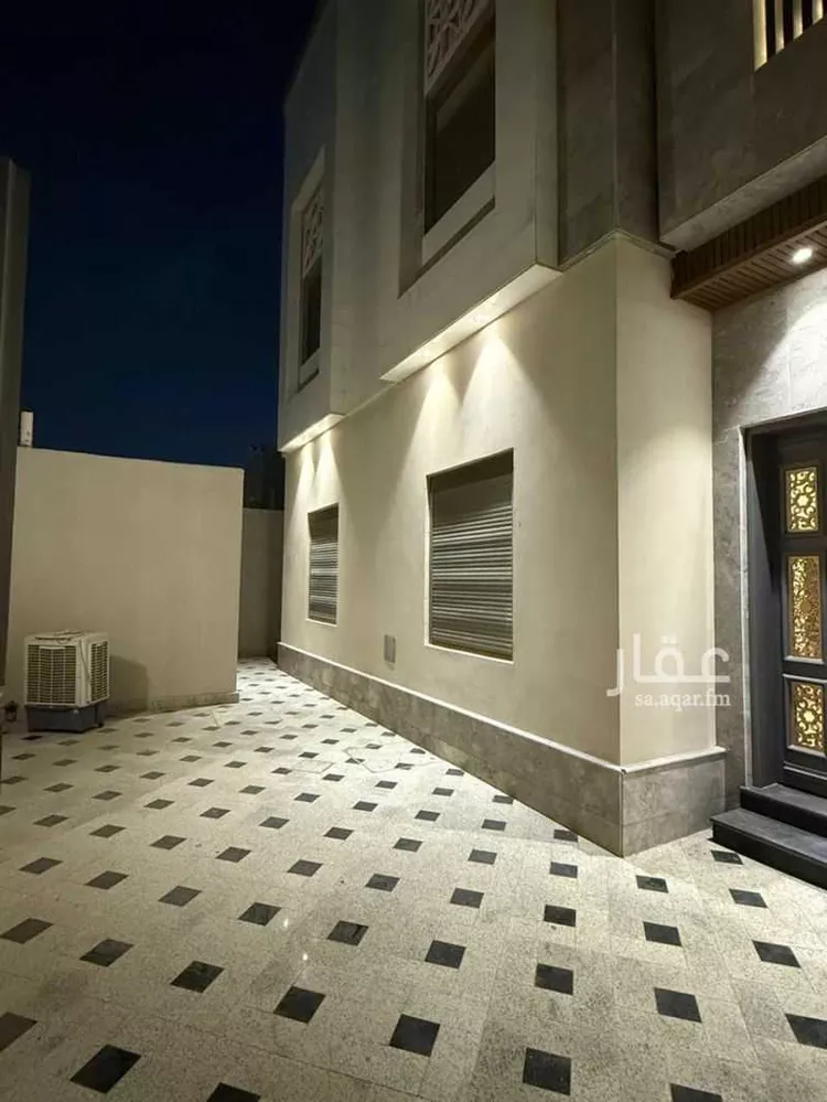 فيلا للبيع في شارع أبي القاسم الشريف, حي الحمراء, مدينة الرياض, منطقة الرياض صورة 4