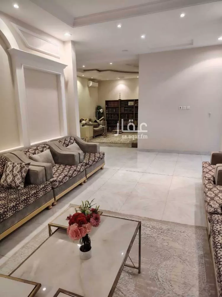 فيلا للبيع في شارع ابان بن يزيد, حي النرجس, مدينة الرياض, منطقة الرياض 9