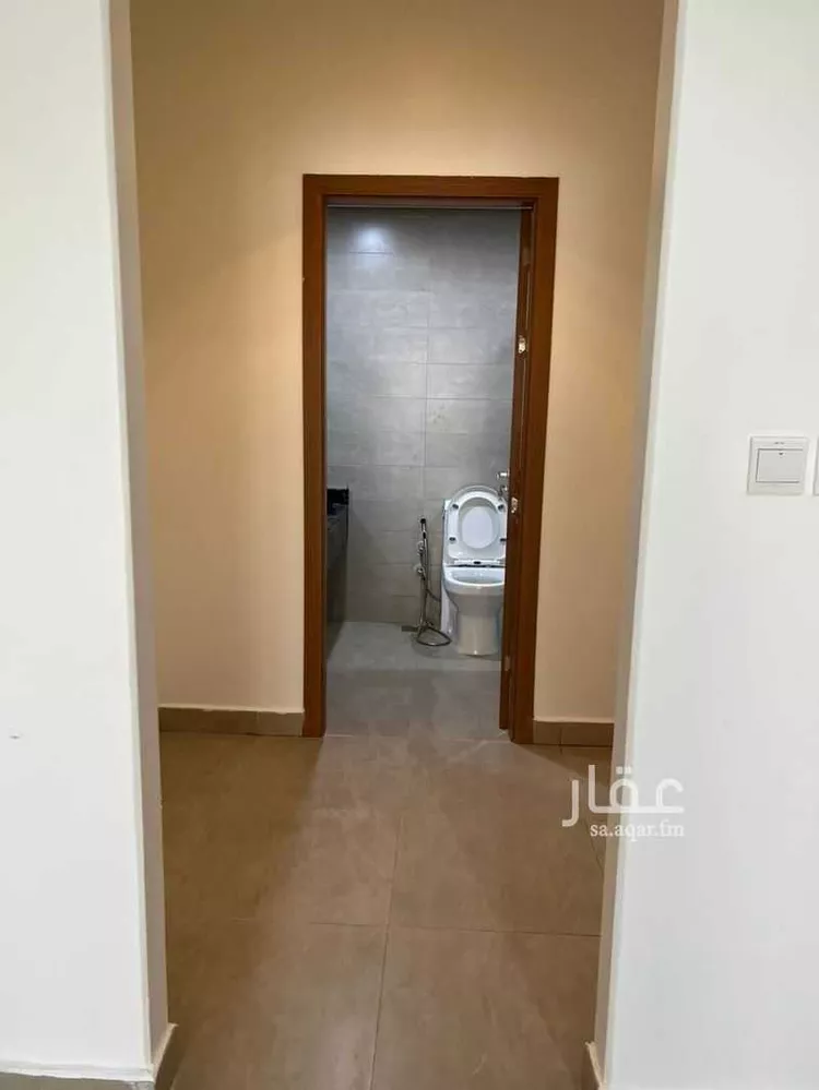 فيلا للبيع في شارع البرهان بن أيوب, حي مطار الملك خالد الدولي, مدينة الرياض, منطقة الرياض