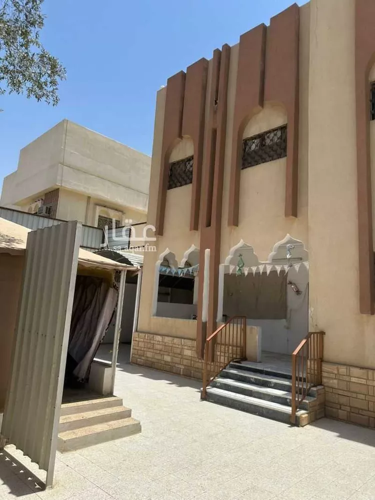فيلا للبيع في شارع علي بن أحمد الظفري, حي الشفاء, مدينة الرياض, منطقة الرياض صورة 3