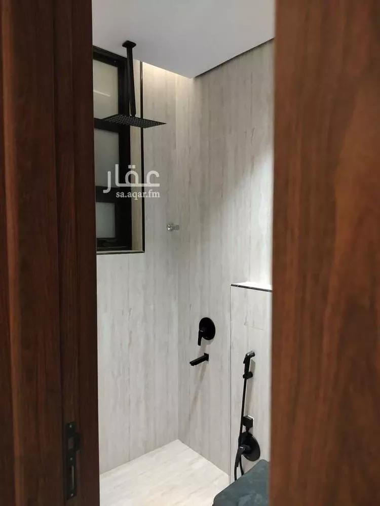 شقة للبيع في شارع أبي الثريا, حي بدر, مدينة الرياض, منطقة الرياض 7
