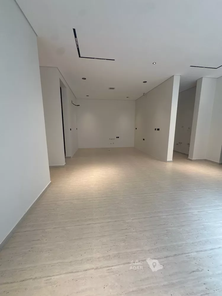 Floor for Sale in Riyadh An Nuzhah صورة 3