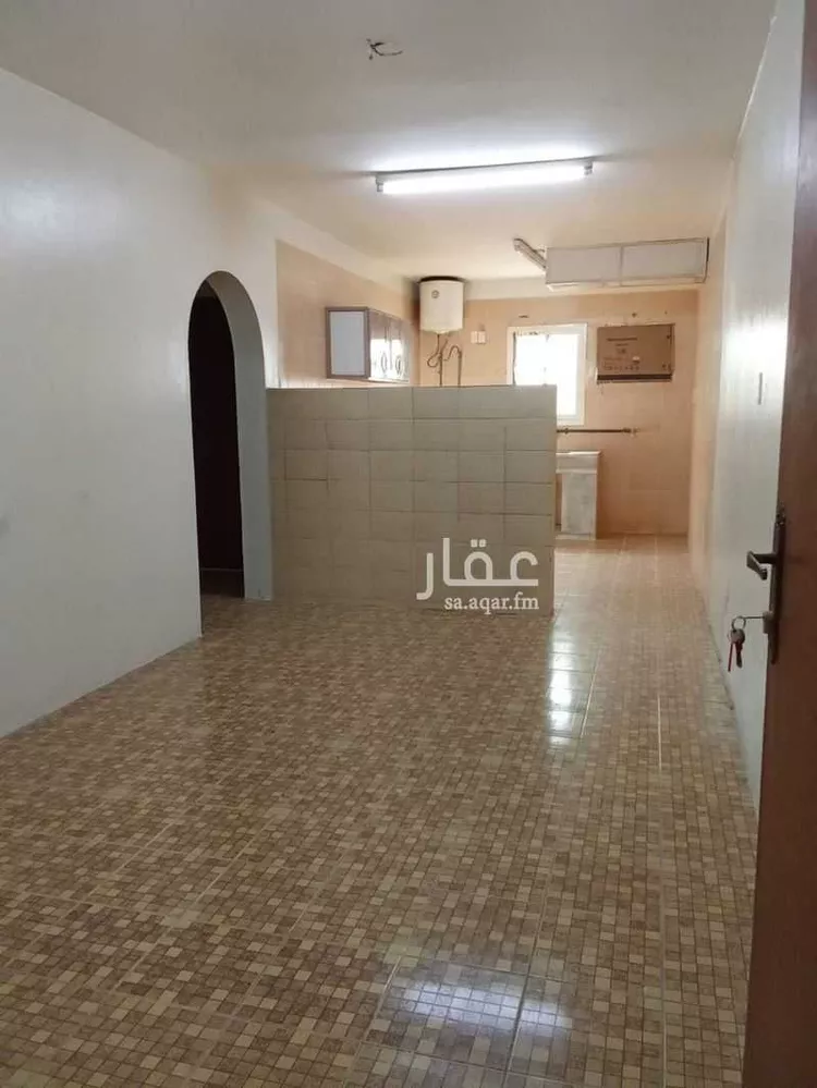 عمارة للإيجار في شارع بدر, حي الثقبة, مدينة الخبر, المنطقة الشرقية