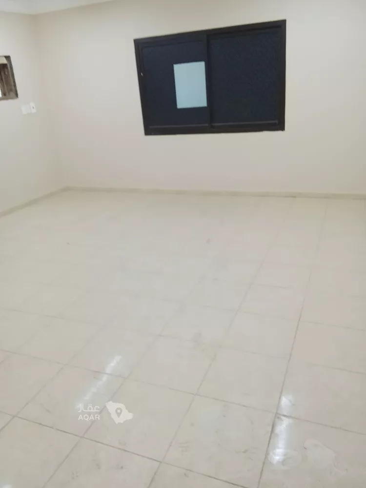 شقة للإيجار في شارع المجمعة, حي الثقبة, مدينة الخبر, المنطقة الشرقية 4