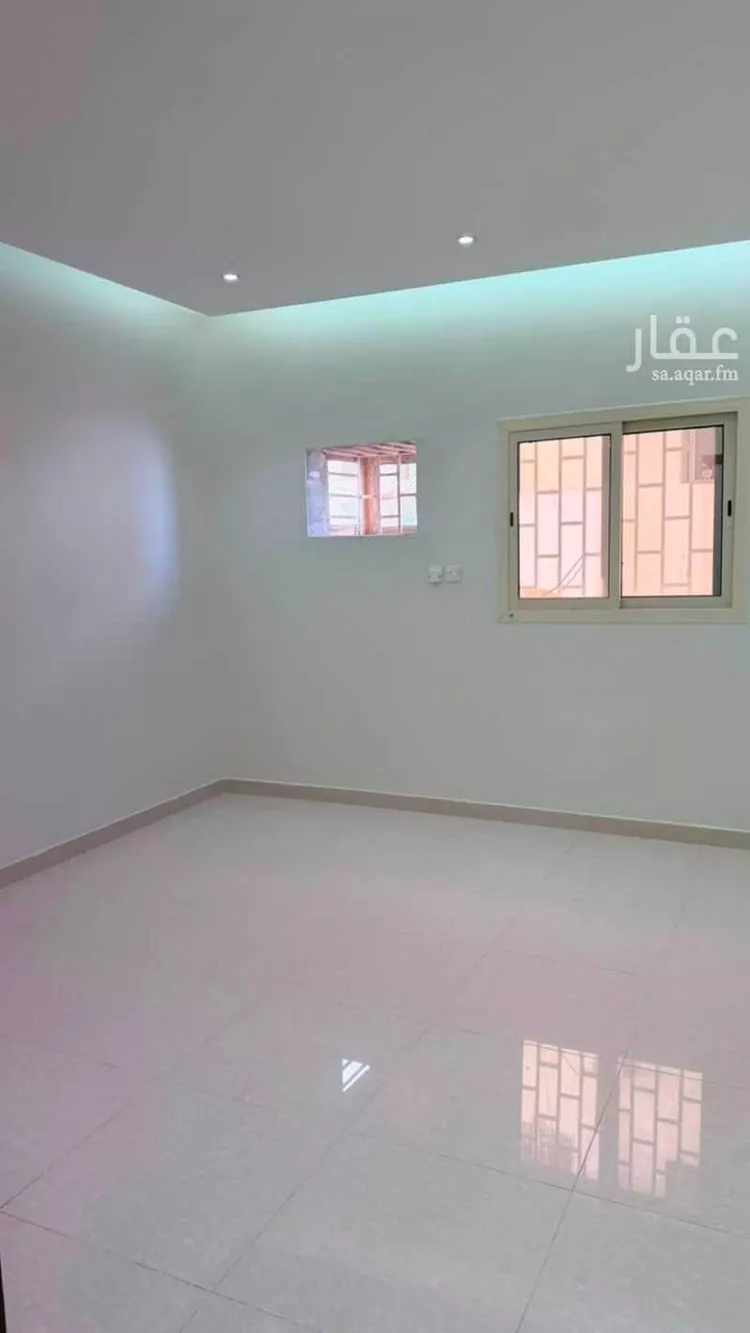 شقة للإيجار في شارع محمد السنوسي, حي الصفاء, مدينة جازان, منطقة جازان صورة 5