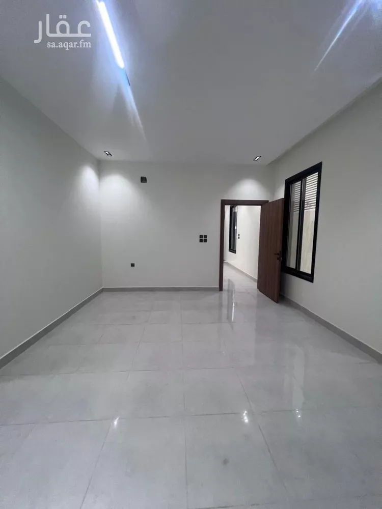 Floor for Sale in Riyadh Tuwaiq صورة 3