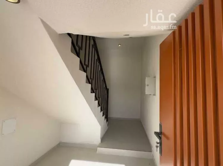 دور للبيع في شارع ابن شبيل ، حي البيان ، الرياض ، منطقة الرياض صورة 3