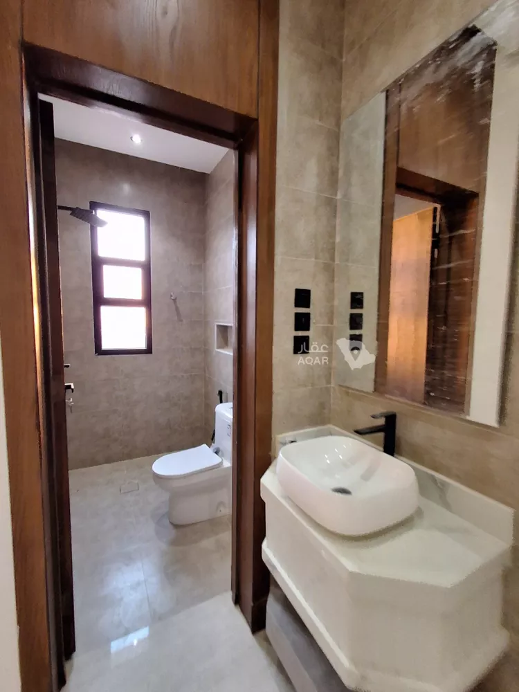 Floor for Sale in Riyadh Tuwaiq 16