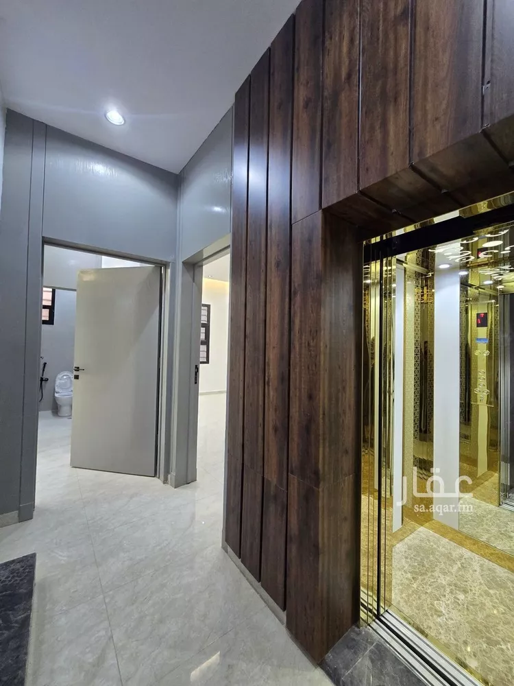 دور للبيع في شارع طياش, حي عكاظ, مدينة الرياض, منطقة الرياض صورة 4