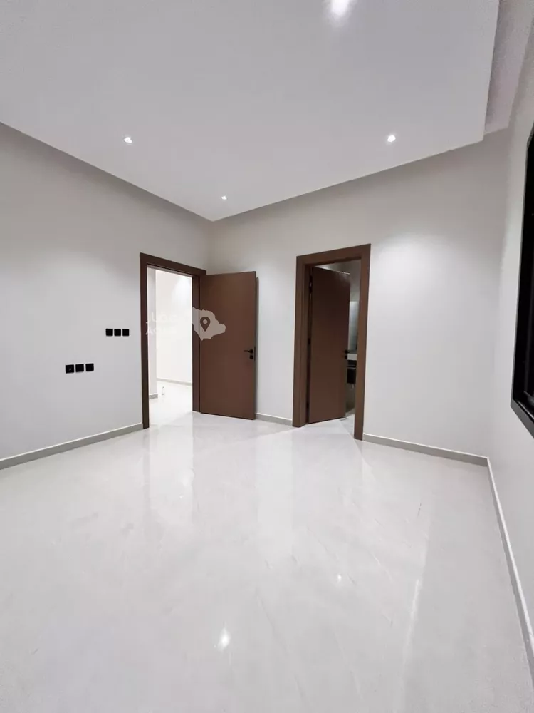 دور للبيع في شارع السنبلة, حي السويدي, مدينة الرياض, منطقة الرياض 11