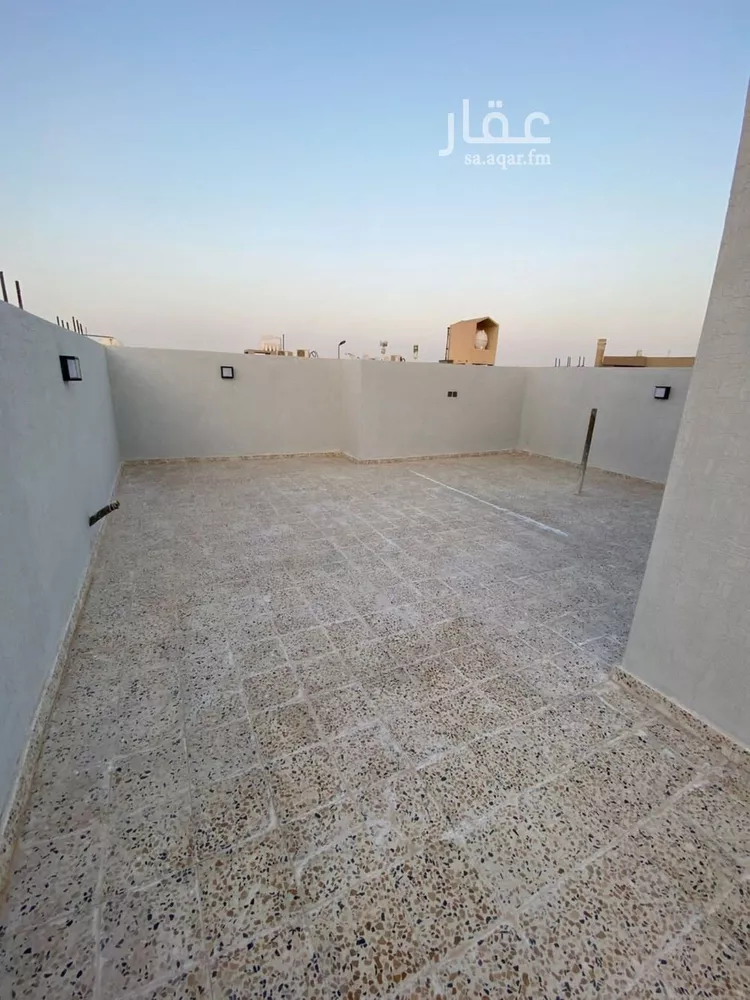 فيلا للبيع في شارع سيار بن وردان, حي العريجاء الأوسط, مدينة الرياض, منطقة الرياض صورة 3