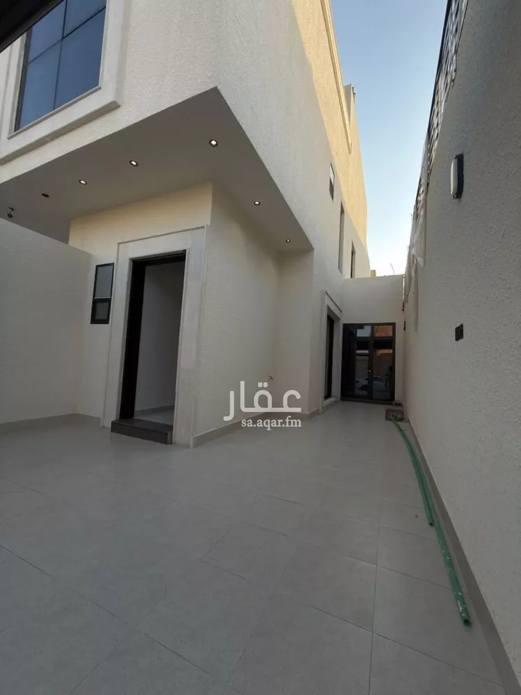 Floor for Sale in Riyadh Ad Duraihimiyah