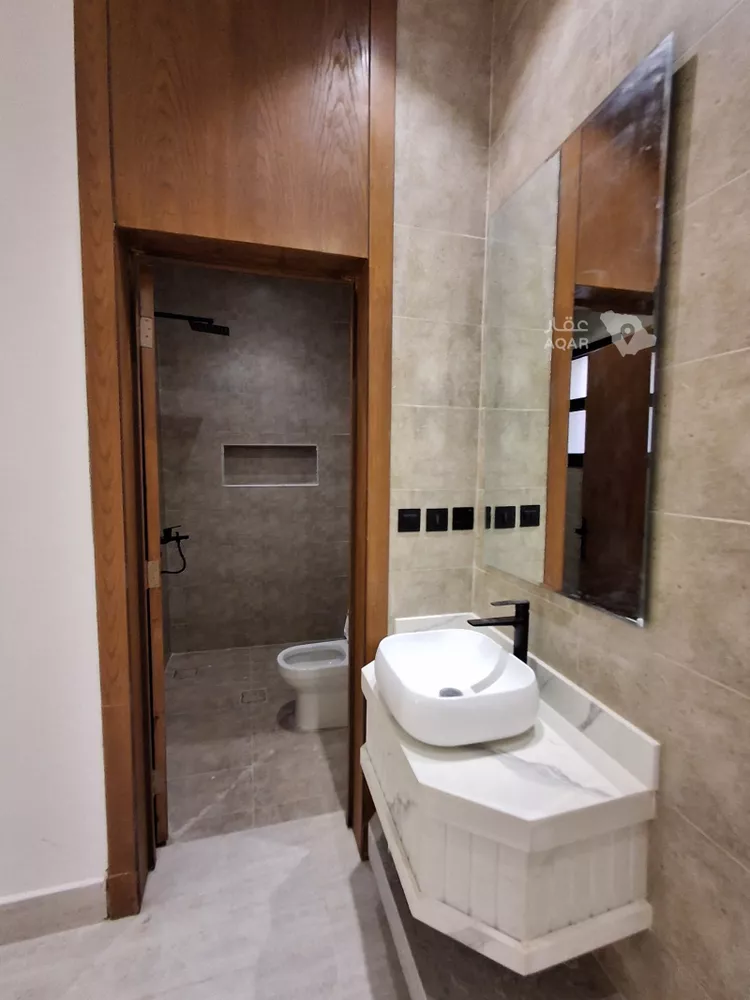 Floor for Sale in Riyadh Tuwaiq 2