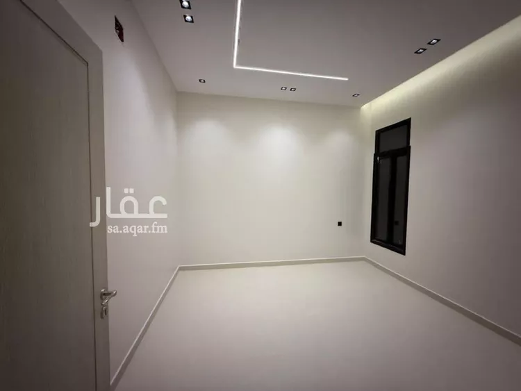 دور للبيع في شارع المقدام بن معد يكرب, حي نوارة, مدينة المزاحمية, منطقة الرياض صورة 4