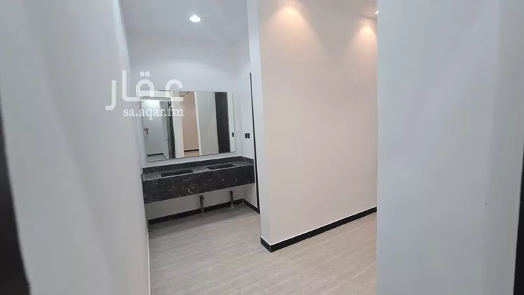 فيلا للبيع في شارع العزم, حي بدر, مدينة الرياض, منطقة الرياض صورة 5