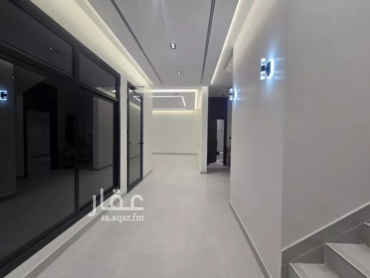 فيلا للبيع في شارع النخل, حي ظهرة لبن, مدينة الرياض, منطقة الرياض صورة 3