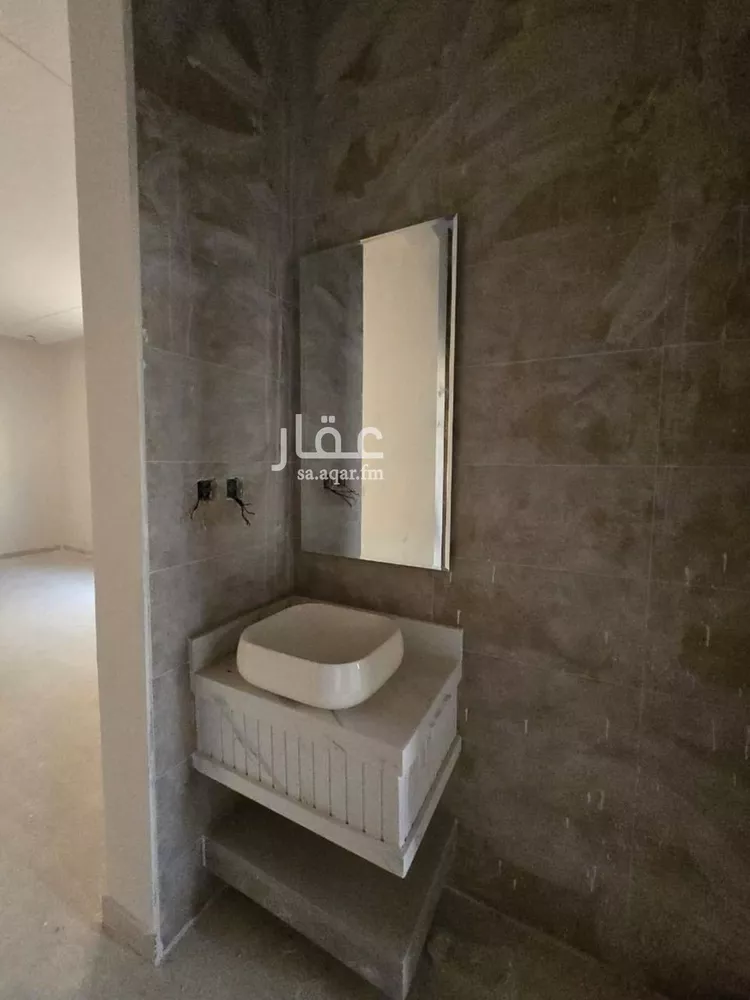 دور للبيع في شارع المرصد, حي الحزم, مدينة الرياض, منطقة الرياض صورة 5