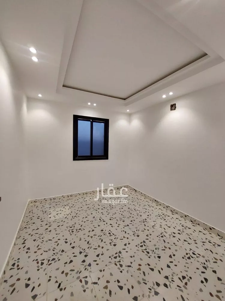 فيلا للبيع في شارع طيب الإسم, حي طيبة, مدينة الرياض, منطقة الرياض 9