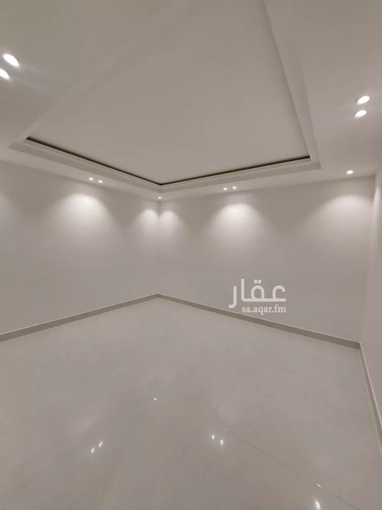 فيلا للبيع في شارع طيب الإسم, حي طيبة, مدينة الرياض, منطقة الرياض