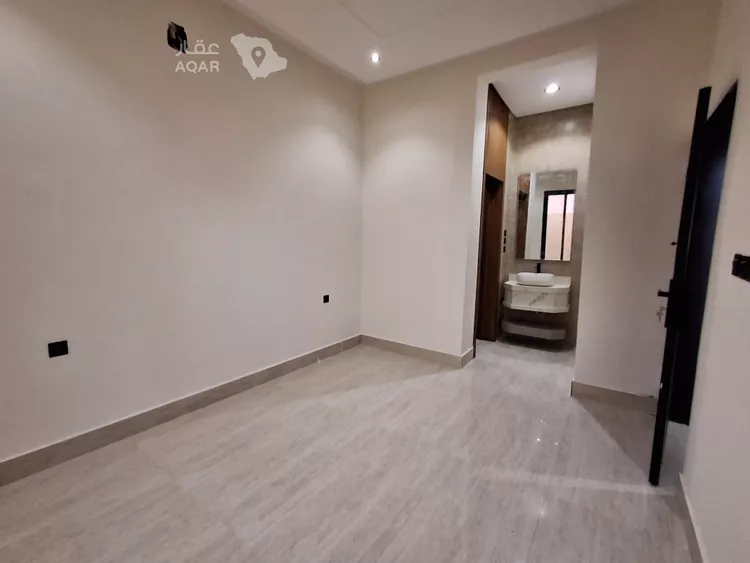 Floor for Sale in Riyadh Tuwaiq 4